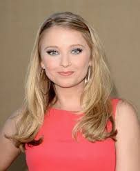 Elisabeth Harnois